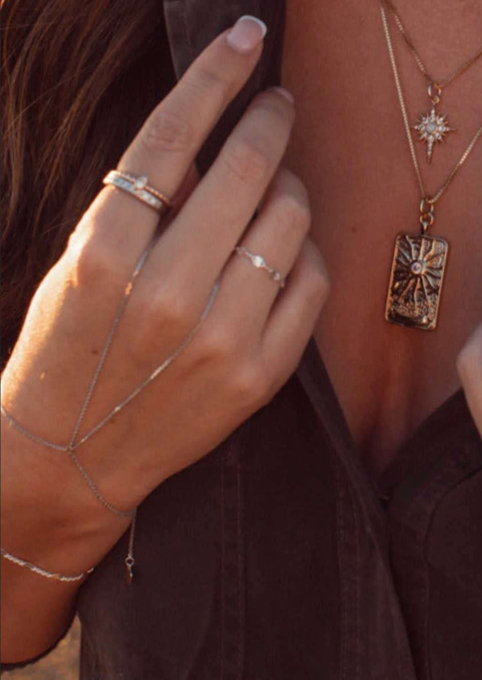 The Shawna Hand Chain Bracelet